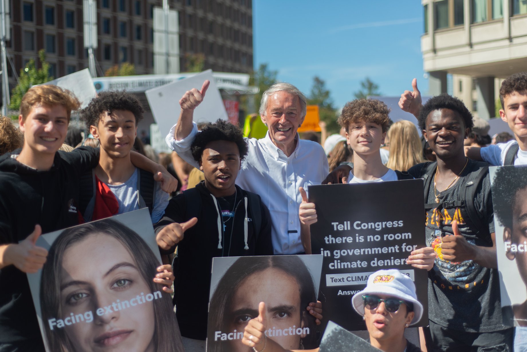 70675886_1882518785185113_3094493876291895296_n